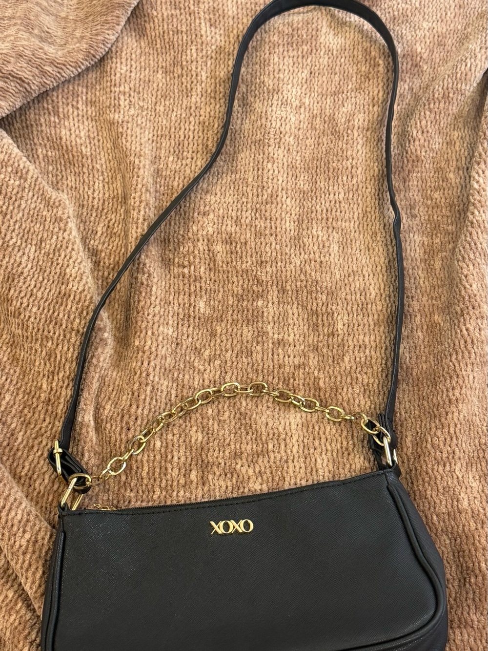 XOXO Black Gold Chain Crossbody Shoulder Bag Y2K Baguette Purse